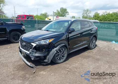 2020 Hyundai Tucson Sel z USA, uszkodzony, nr VIN KM8J33AL4LU250789